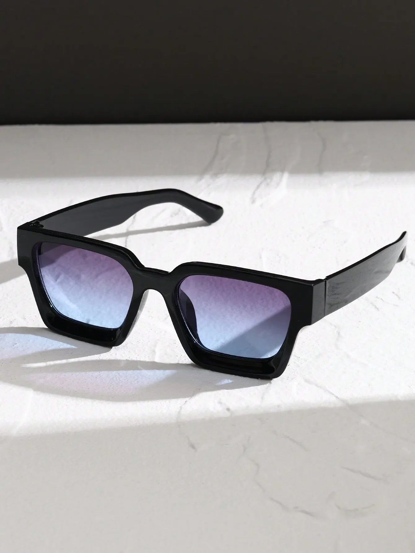 1 or 2 PC Classic Square Plastic Frame Sunglasses – Unisex Daily Fashion Shades & Eyewear Accessories