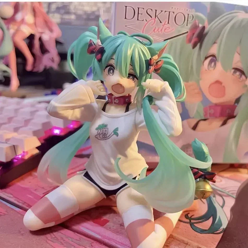 Hatsune Miku 11cm Desktop Action Figure – Neko T-Shirt Anime Figurine Toy Gift
