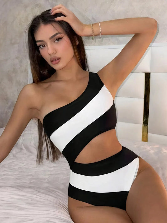Sexy One Shoulder One Piece Swimsuit - Women's Bodysuit Beachwear Pool Bathing Suit Jumpsuit Outfit