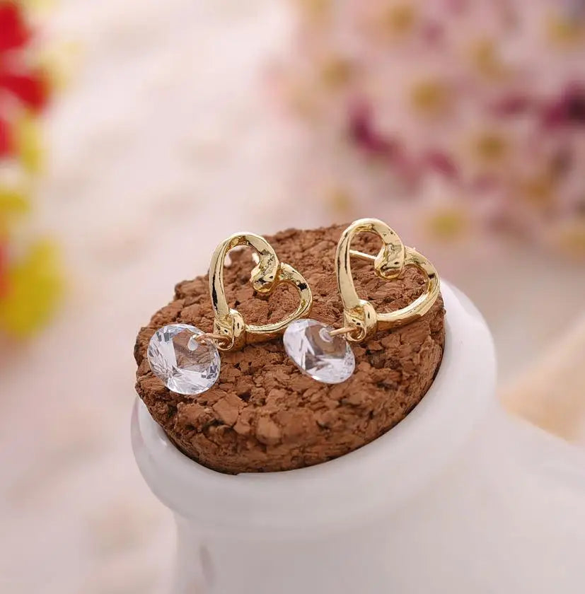 Fashion Pearl Bean Crystal Earrings for Women & Girls – Elegant Everyday Jewelry