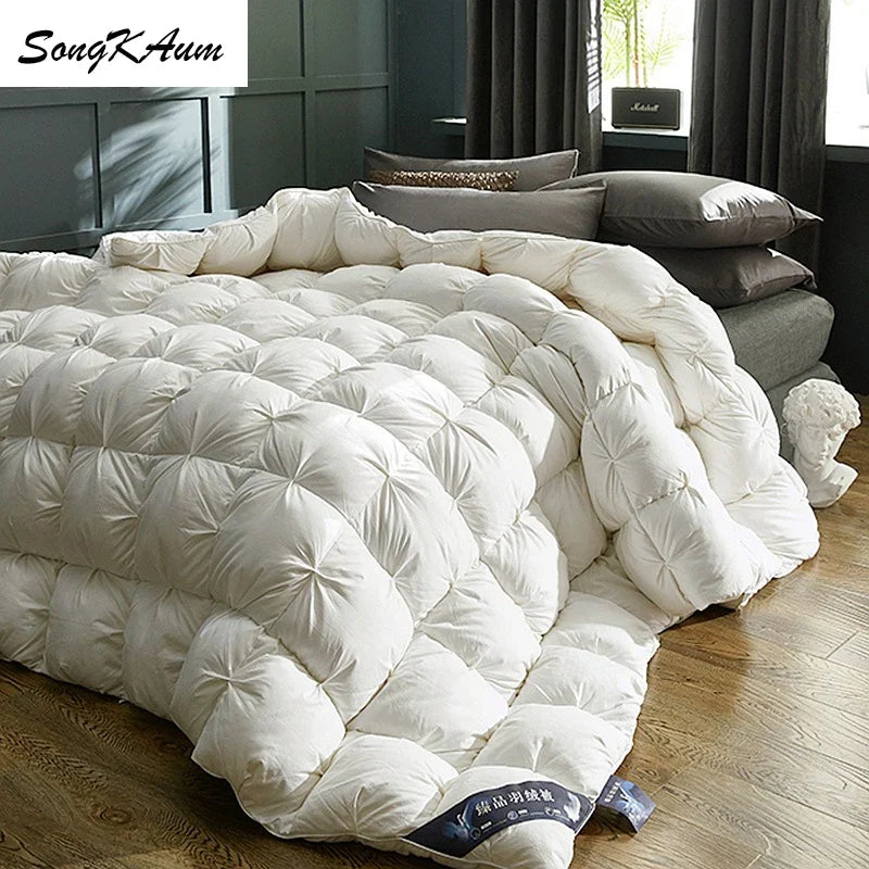 SongKAum White Goose Down Quilt - Luxury 100% Cotton Cover Hotel Style Twist Flower Duvet Comforter Bedding