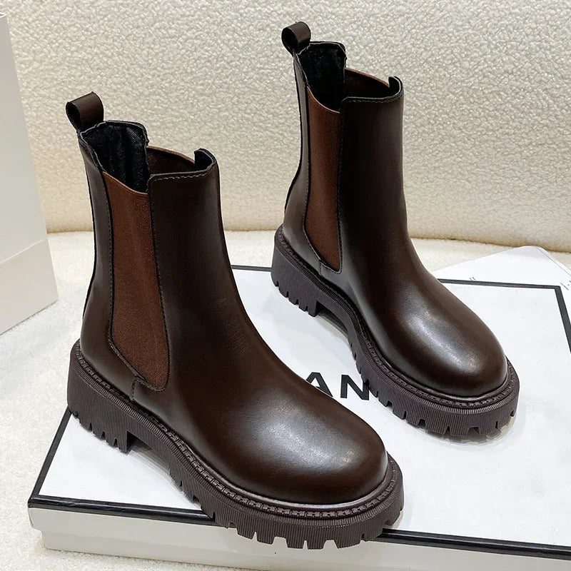 Women’s 2024 Thick-Soled Winter Boots – Comfortable Elegant Autumn Short Outdoor Shoes