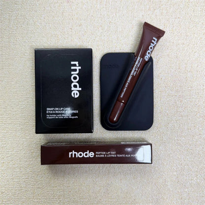 Magnetic Snap-On Lip Gloss Phone Case - MagSafe-Compatible Lipstick Holder for Mobile Phones