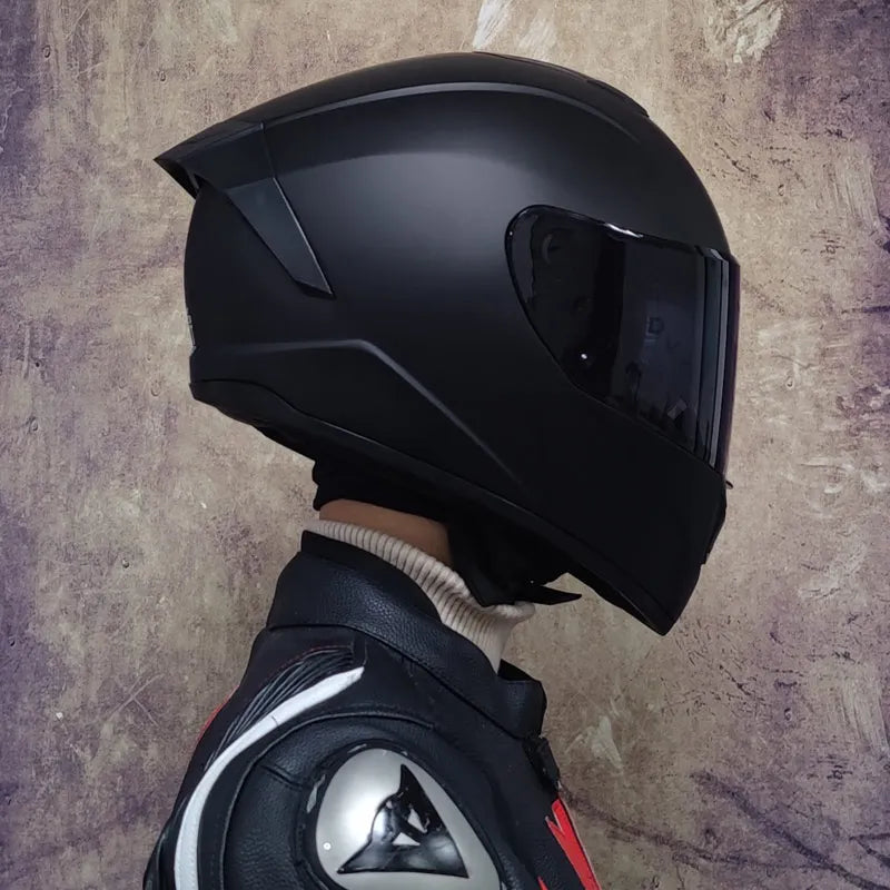 Full-Face Motorcycle Helmet — Winter Warm Double Visor Racing & Sports Motorbike Helmet