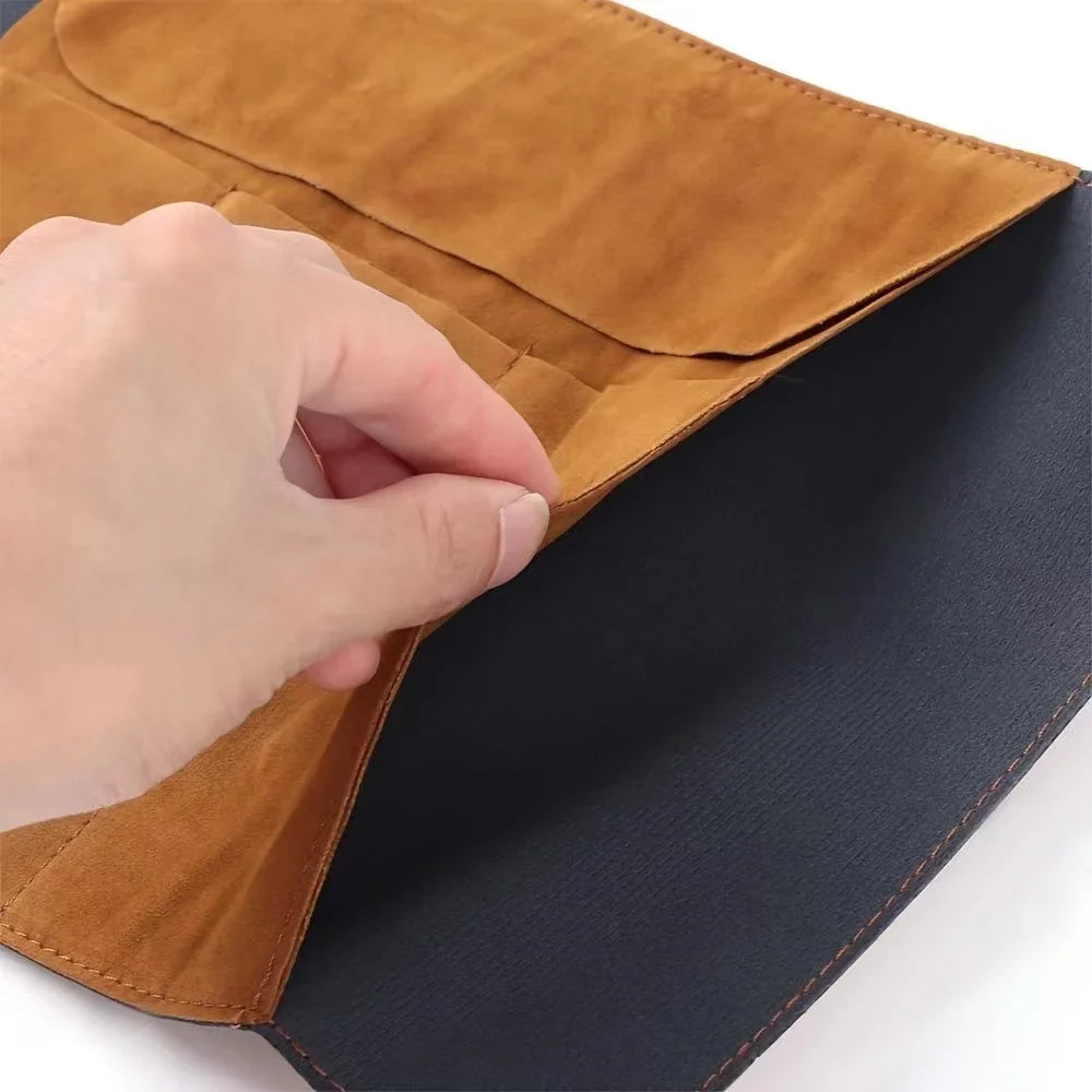 Creative Treasure Map Leather Pencil Case – Large Capacity Roll-Up Pencil Bag with Embossed Buckle, Retro Stationery Organizer