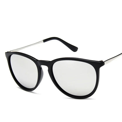 Metal Frame Vintage Round Sunglasses — Reflective UV Protection Shades for Men & Women