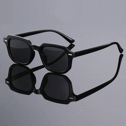 Men's Retro Square Frame Glasses - Trendy Y2K Rivet Street Style Fashion Eyewear