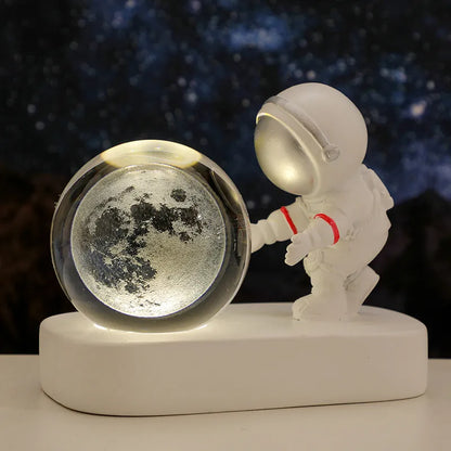 Creative 3D Astronaut Crystal Ball LED Night Light 