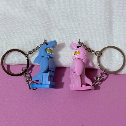 2Pcs Cartoon Shark Couple Keychains - Pink & Blue Heart-Shaped Building Block Keyrings for Friends Gifts