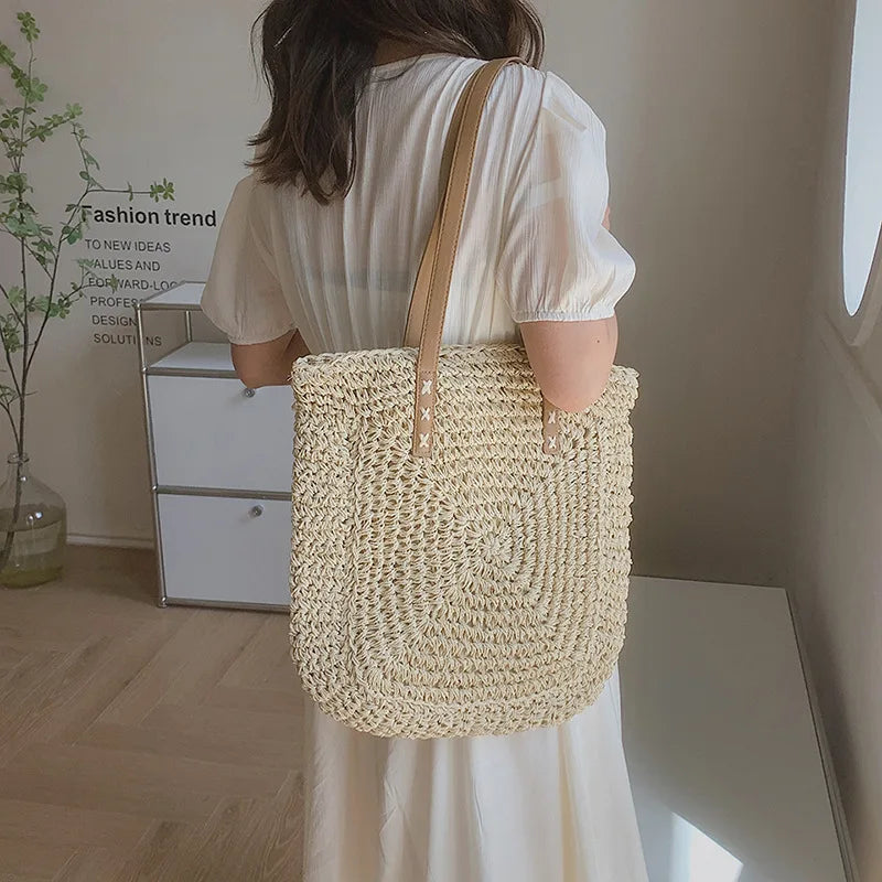 Handmade Woven Straw Beach Bag – Large Capacity Women’s Raffia Shoulder Tote for Summer Travel