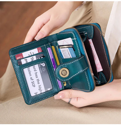 Retro Hollow-Out Short Purse for Women – Multi-Card Zipper Wallet, European & American Fashion Design