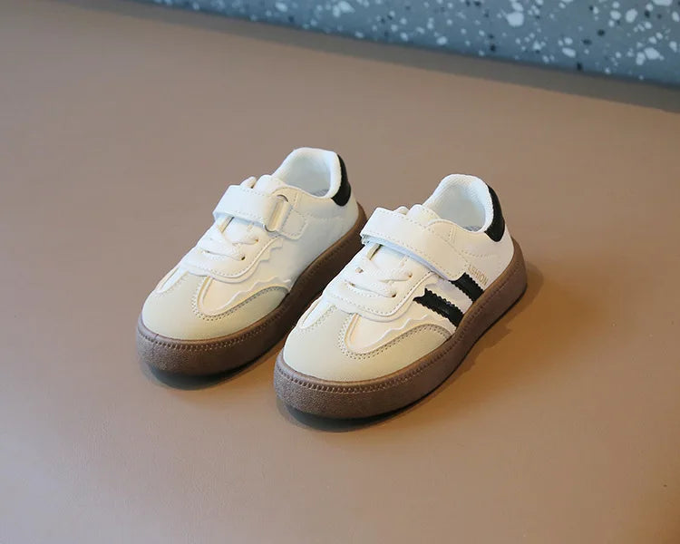 Spring & Autumn Kids Sport Training Shoes – Fashion Sneakers for Boys & Girls | Soft Soled, Casual Skate Shoes (Ages 4-6)