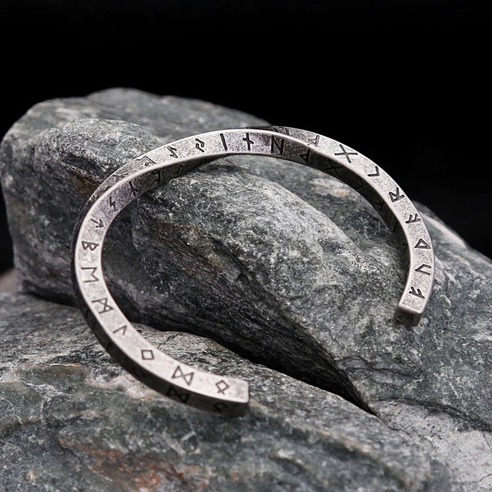 New Vintage 316L Stainless Steel Mobius Bangle - Fashion Nordic Vikings Letter Bracelet for Men, Party Jewelry Gifts