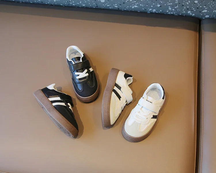 Spring & Autumn Kids Sport Training Shoes – Fashion Sneakers for Boys & Girls | Soft Soled, Casual Skate Shoes (Ages 4-6)
