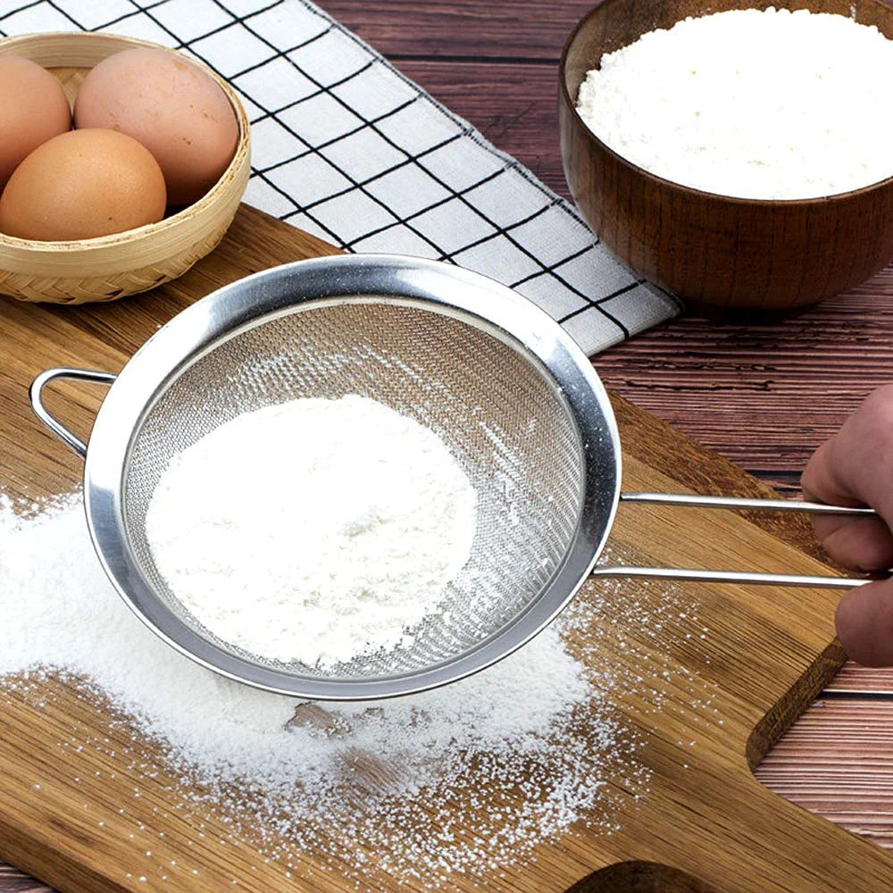 Stainless Steel Fine Mesh Flour Sifter with Handle – Baking Strainer & Sieve Accessory