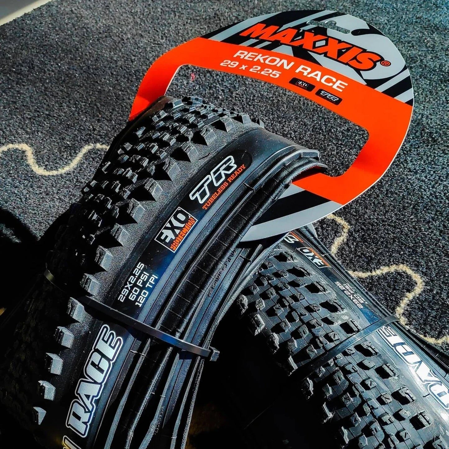 MAXXIS Rekon Race EXO TR Tubeless MTB Bike Tire – 29x2.25/2.35 Foldable Mountain Bicycle Tyre
