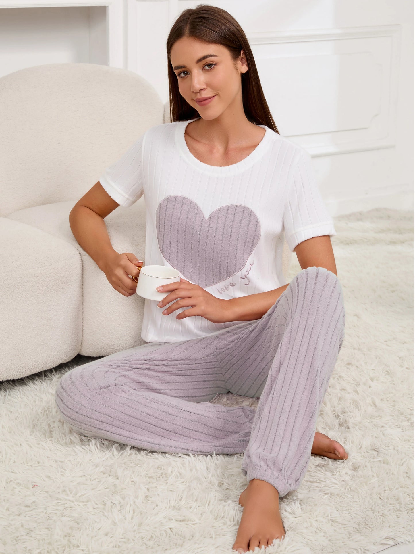 Women’s Heart Print Pajama Set – Short Sleeve Top & Pants Two-Piece Loungewear
