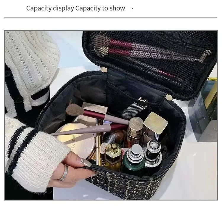 Korean-Style Large Cosmetic Bag – Instagram-Inspired Chanel-Style Ladies’ Handheld Toiletry Organizer