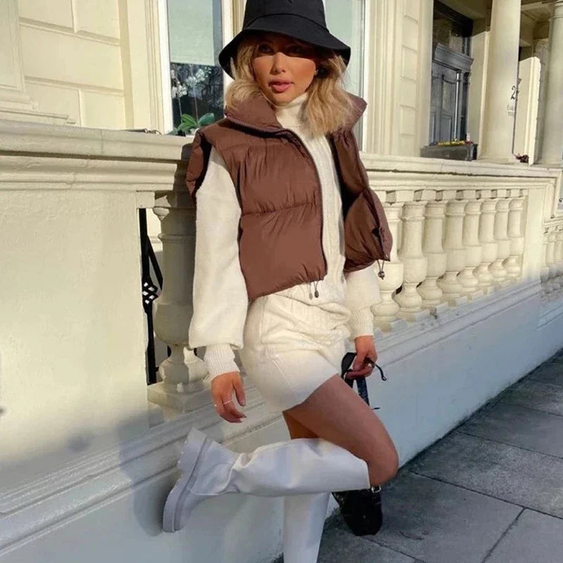 Autumn Winter Women's Short Cotton Down Vest – Warm Quilted Sleeveless Jacket with Stand-Up Collar for Outdoor Travel