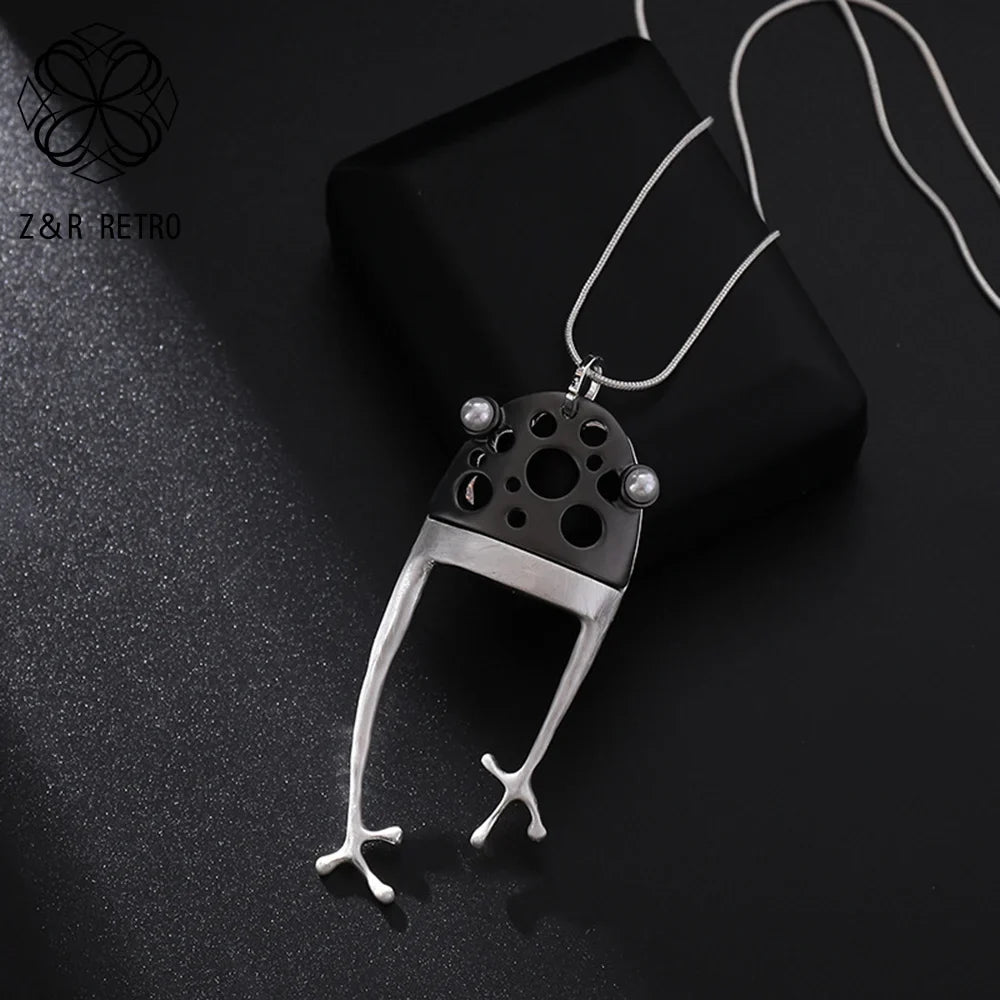 Vintage Long Chain Necklace – Irregular Gothic Pendant Jewelry for Women, 2023 Trendy Fashion Accessories