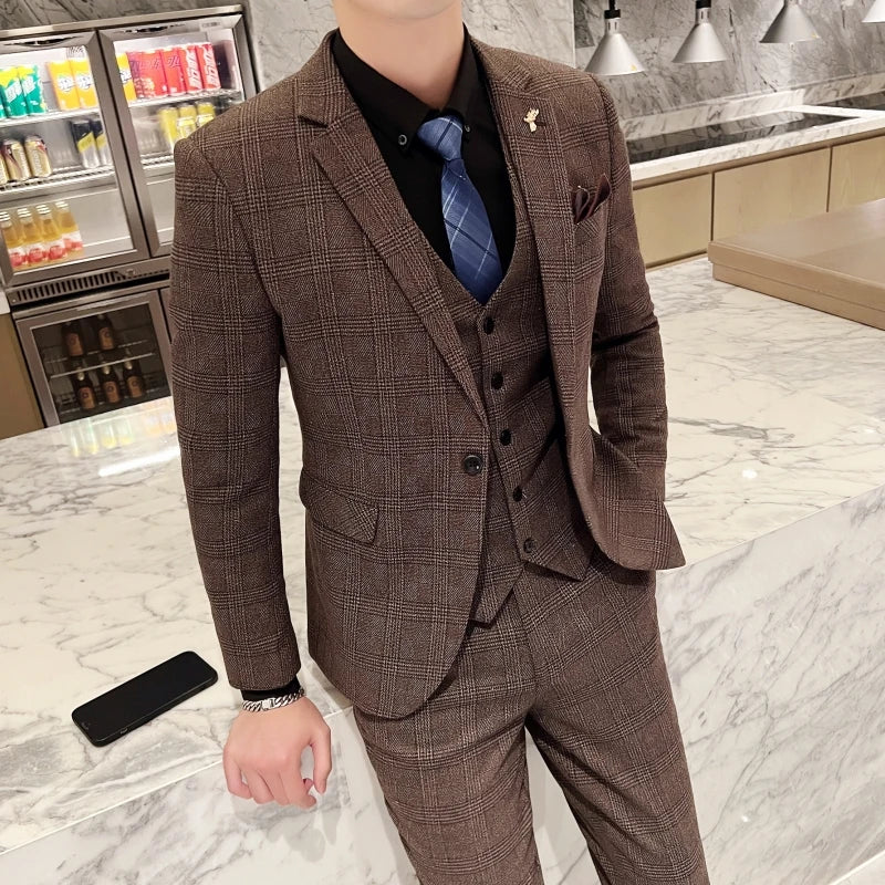 Men’s British Style 3-Piece Suit Set - Slim Fit Vest & Trousers Formal Banquet Fashion Ensemble