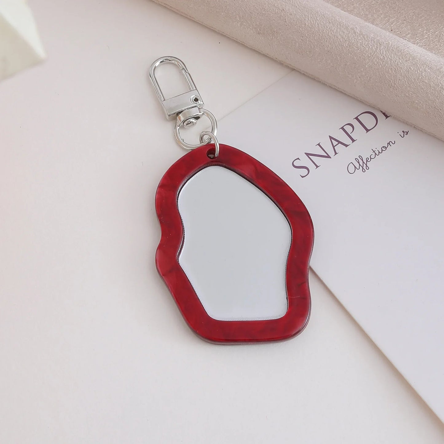Mini Resin Makeup Mirror Keychain - Irregular Portable Touch-Up Mirror Bag Charm for Purses & Backpacks