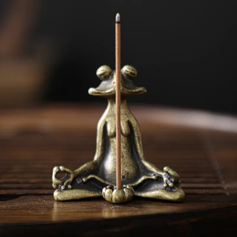 Antique Brass Zen Frog Statue - Meditation Copper Animal Sculpture Incense Burner Home Desk Decor Tea Pet Ornament