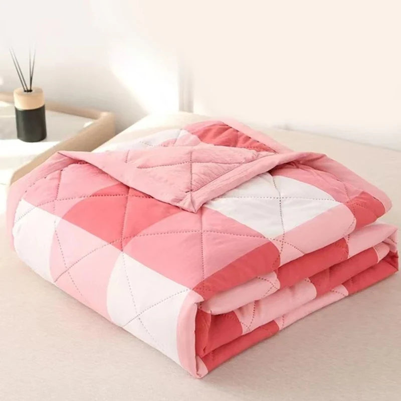 Cooling Comforter - Cool-to-the-Touch Lightweight Bedspread & Thin Quilt for Hot Sleepers