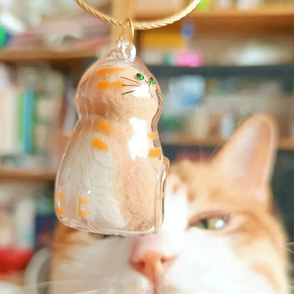 Ginger Cat Keychain Pendant – Siamese Calico Backpack Charm, Hair Storage Box Hanging Pet Grooming Travel Accessory