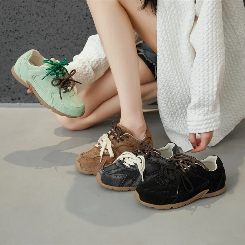 AIYUQI Women's Genuine Leather Sneakers – Retro German Trainers, Winter Velvet Fur, Flat Casual Shoes