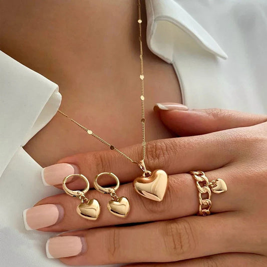4-Piece Vintage Heart Jewelry Set for Women – Gold Pendant Necklace, Ring & Hoop Earrings