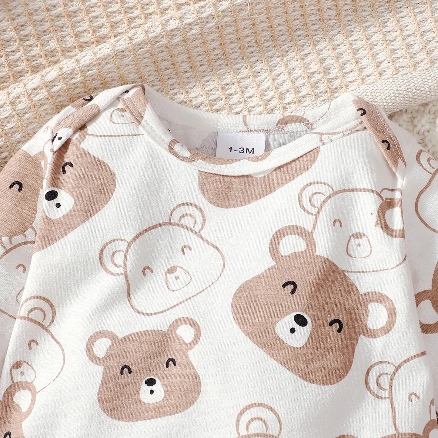 0-9 Months Baby Boy Set – Little Bear Long Sleeve Bodysuit, Pants, Hat & Socks for Spring & Autumn Newborns