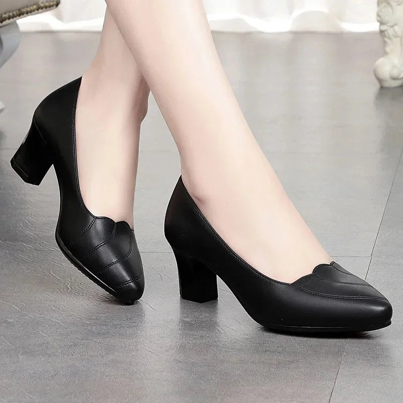 Women’s Lightweight Wedge Heel Shoes – Spring & Autumn Casual Black Leather Pumps for Home & Outdoor Comfort