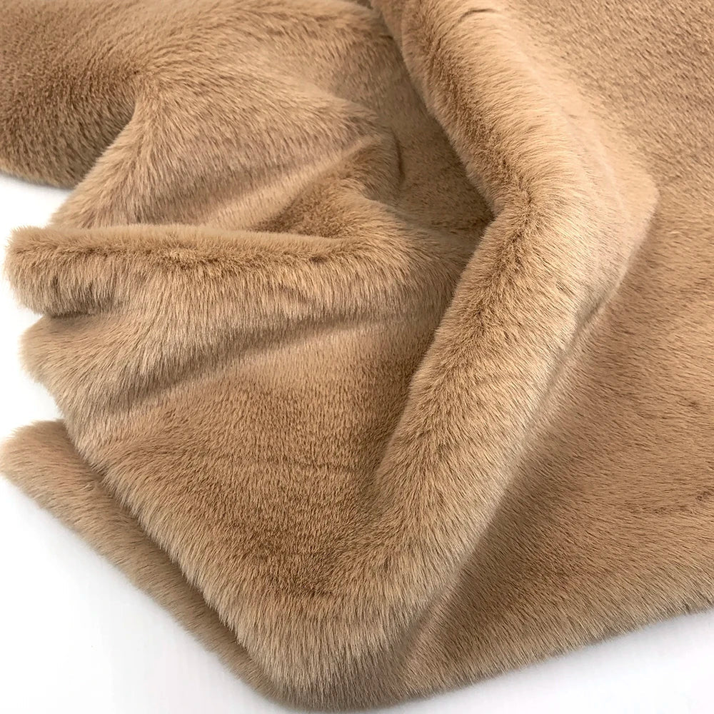 Sewbato Super Soft Artificial Rabbit Fur Fabric – 50x50cm Plush DIY Garment & Craft Material