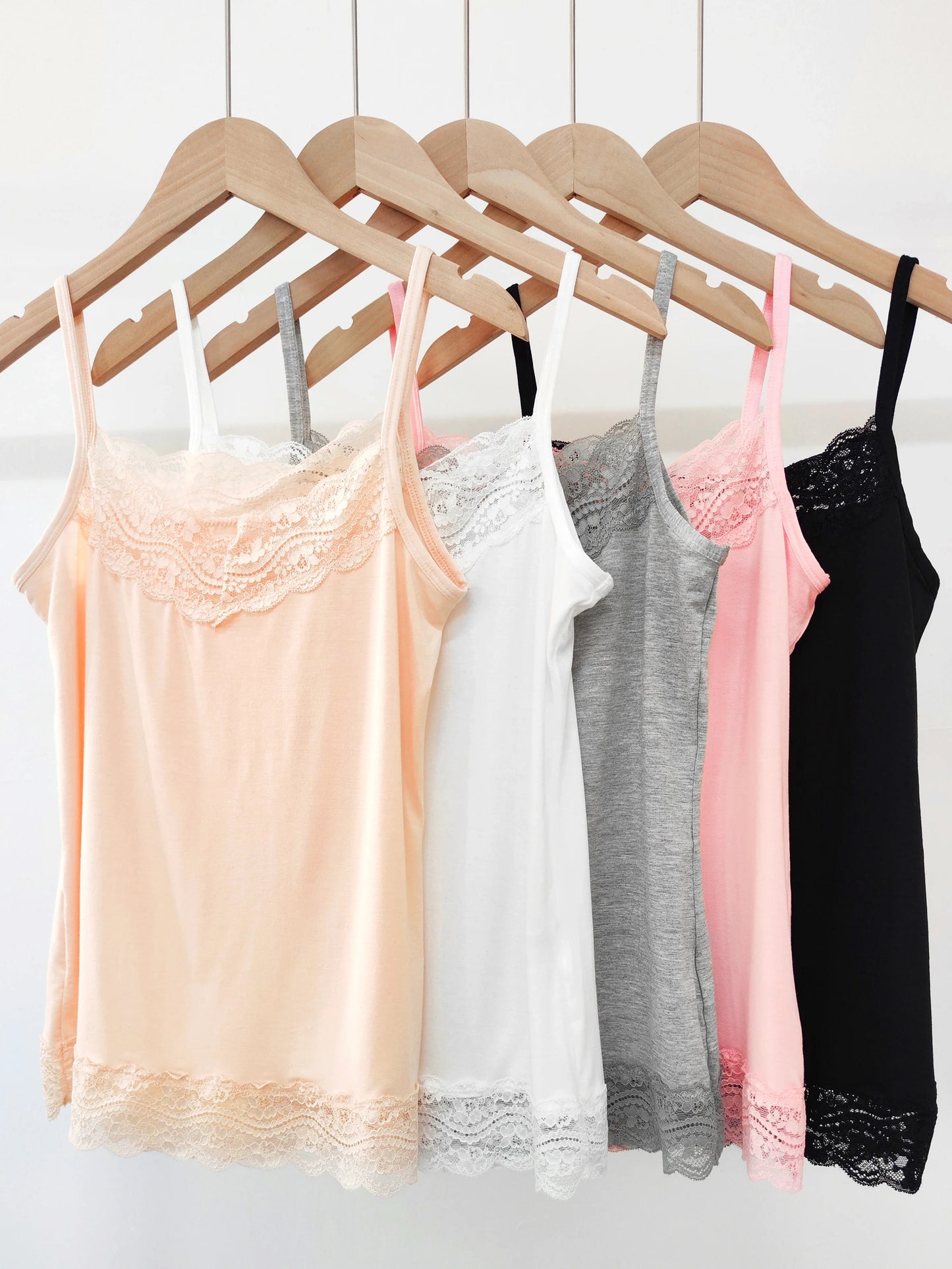 Women’s Lace Trim Camisole Vest – Solid Color Casual Sleeveless Tank Top with Lace Splicing, Inner or Outer Wear Crop Top