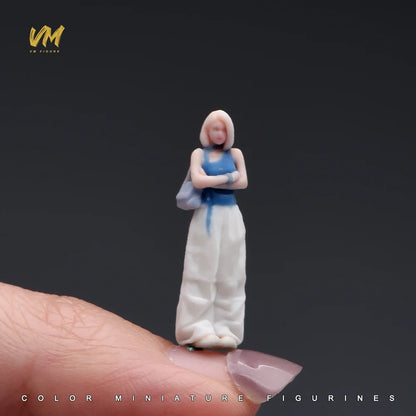 3D Miniature Figures - 1/64 Scale Racer Photographer Casual People Scene Props Model Ornaments for Vehicle Decor