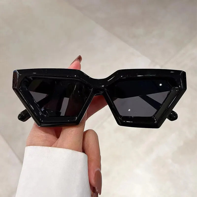 Vintage Cat Eye Sunglasses: Women's Square Small Frame Retro Shades - Designer Fashion Oculos De Sol