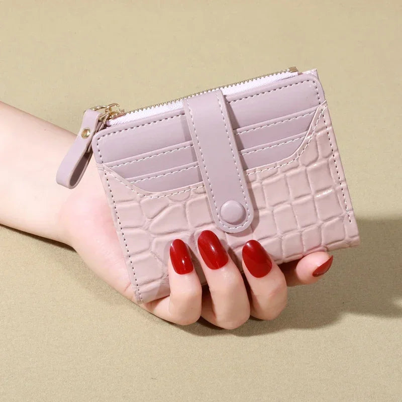 Elegant Women’s Multi-Card Wallet – Secure Double Zip PU Leather Clutch with Crocodile Texture and Stylish Storage