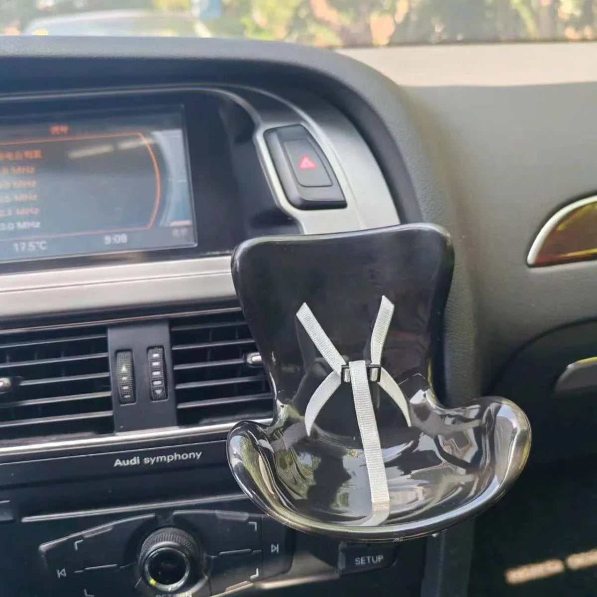 New 15-17cm Labubu Doll Safety Seat – Cute Doll Air Outlet Aromatherapy Decoration for Car Interior