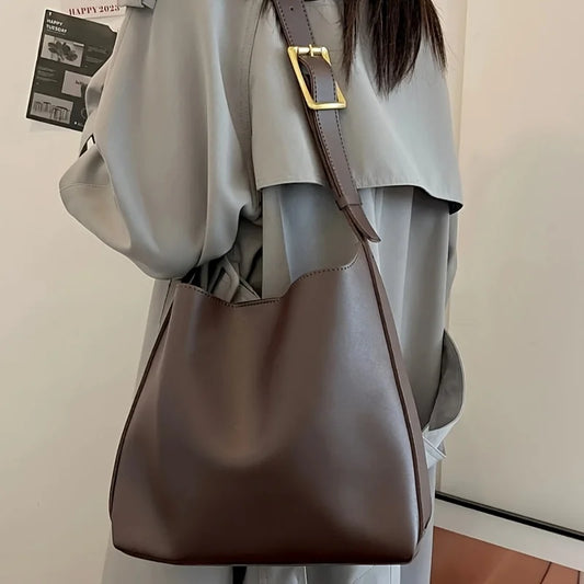 Women’s Retro Faux Leather Tote Bag – Minimalist Shoulder Bucket Handbag with PU Lining