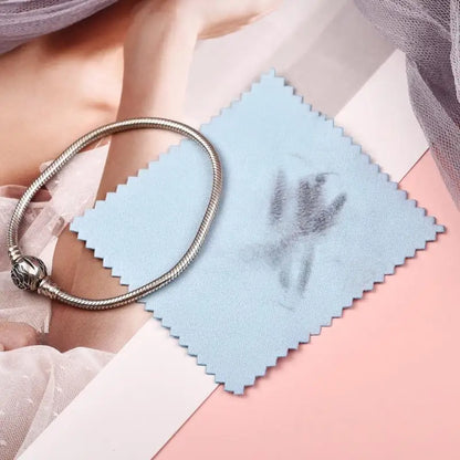 50pcs Silver Polishing Cloths 10x6.5cm & 8x8cm – Soft Cleaning Wipes for Necklaces, Rings & Jewelry Care