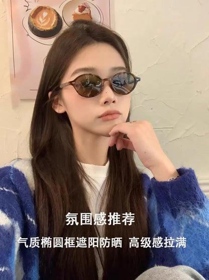 Retro Oval Rivet Sunglasses for Women & Men – UV400 Vintage Fashion Eyewear
