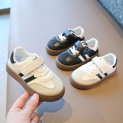 Spring & Autumn Kids Sport Training Shoes – Fashion Sneakers for Boys & Girls | Soft Soled, Casual Skate Shoes (Ages 4-6)