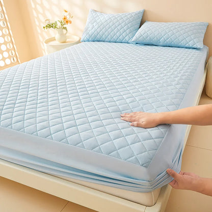 Quilted Waterproof Fitted Sheet - Machine Washable Mattress Protector for Single & Double Beds