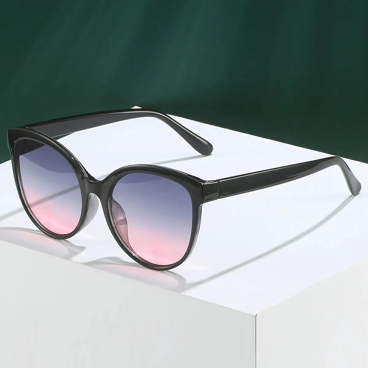 Cat Eye Sunglasses for Women - Oversized UV Protection Outdoor Driving Sunshade Glasses
