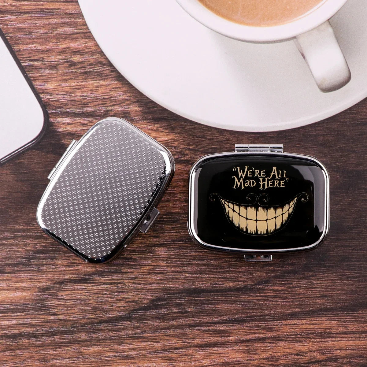 Funny Cat Pill Box - Portable Sealed Mini Medicine Organizer & Compact Storage Case