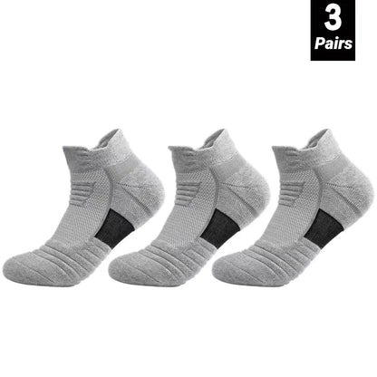 3 Pairs Men's Anti-Slip Football Socks - Breathable Soccer Basketball Sports Socks for Running & Hiking 39-45