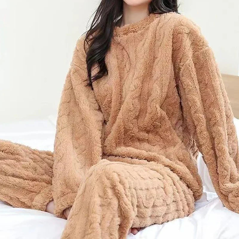 Autumn Women's 2 Piece Warm Velvet Pajama Set – Ribbed Fleece Pullover & Pants, Casual Loungewear (2023)