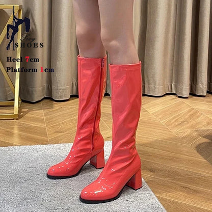 Women’s 7cm Retro Gogo Boots - 60s 70s Knee-High Square Heel Party Boots with Zip Size 44-45