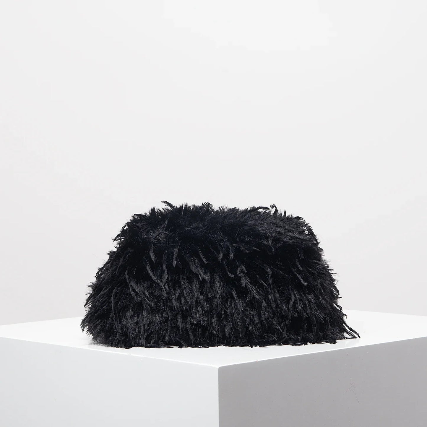 Dopamine Y2K Plush Clutch Bag – Candy-Colored Women's Clip Purse for Dinner or Party Dresses